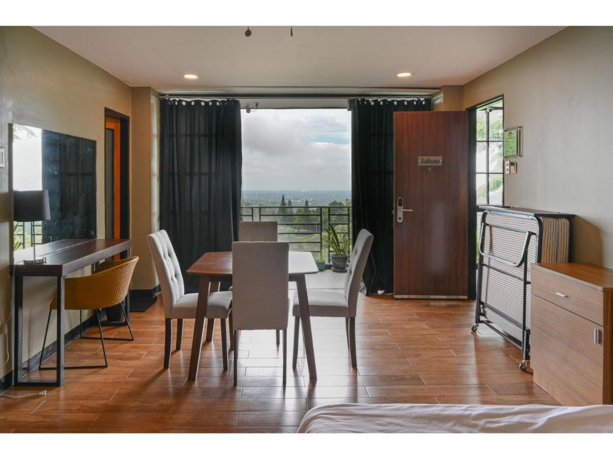 Capital O 890 Nami Hotel Tagaytay Tagaytay City Exterior photo